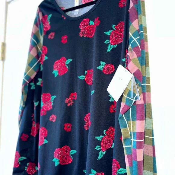 Plaid Long Sleeve Roe - Picture 6 of 6